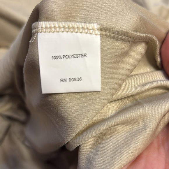 Nwot SFWDA Premium Member tanish gold short sleeve T-Shirt 100% polyester - Picture 3 of 4